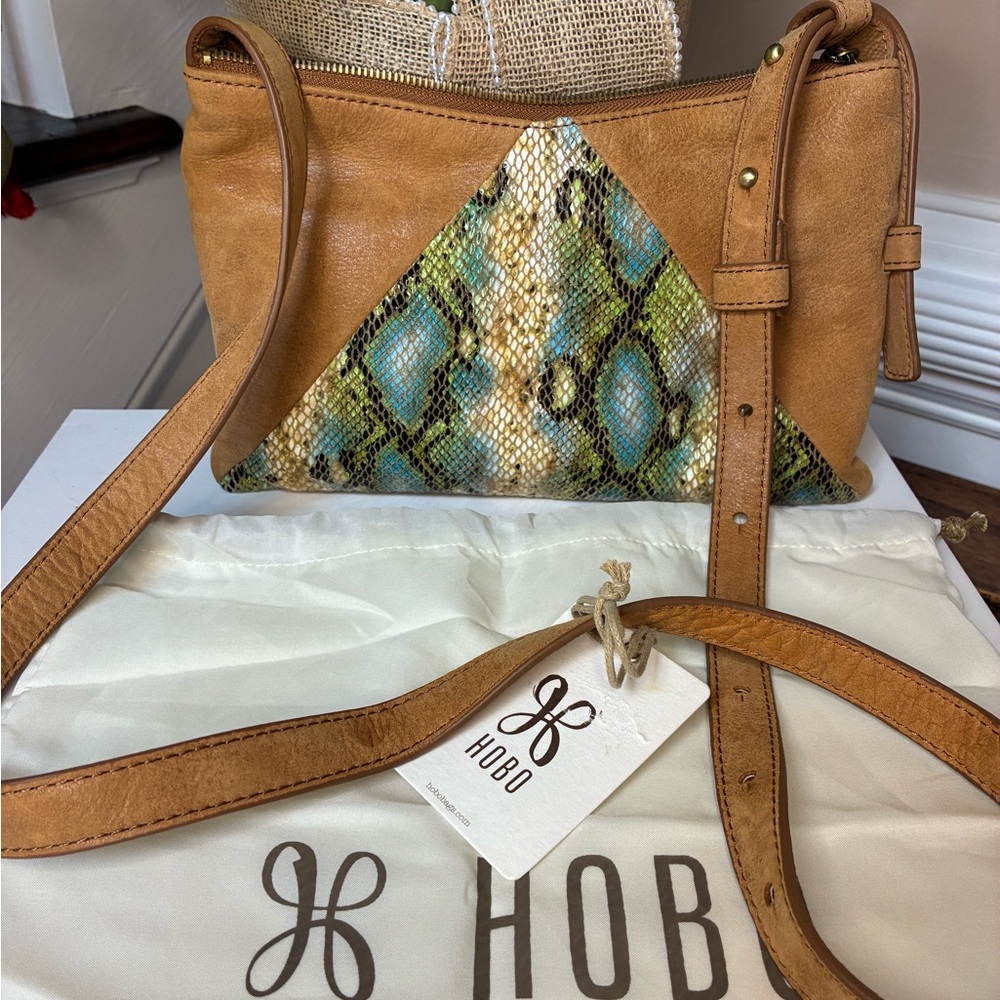HOBO Paulette Leather Crossbody in Garden Snake